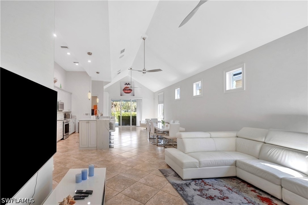 3005 Coco Avenue - Photo 6