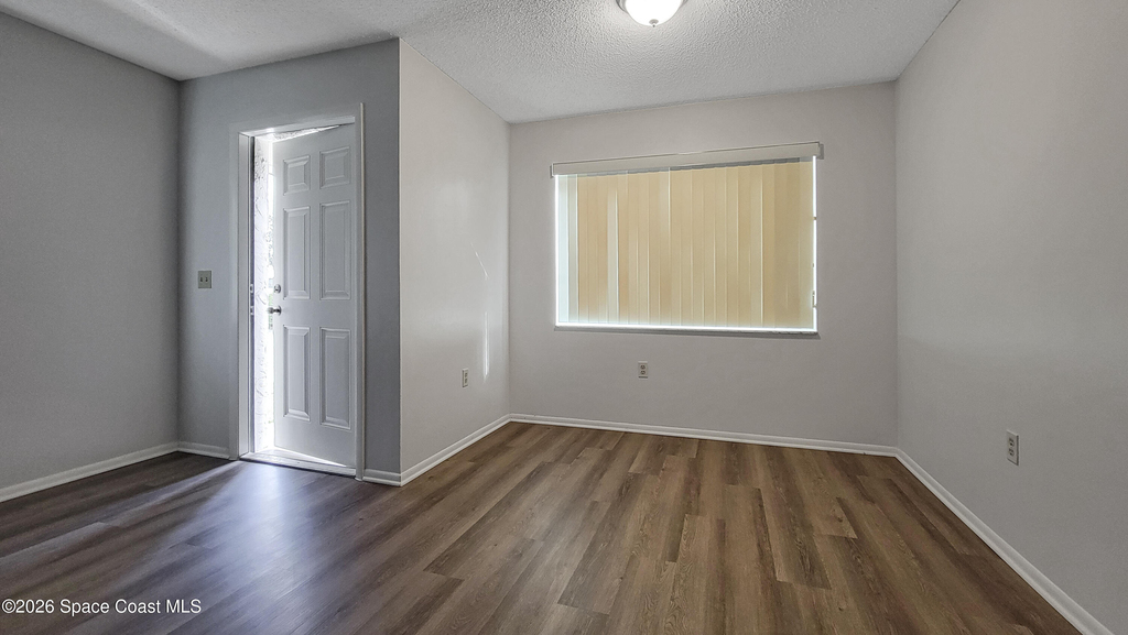 1354 Westover Street - Photo 2
