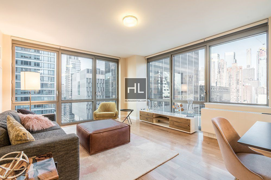 West 57th Street - Photo 1