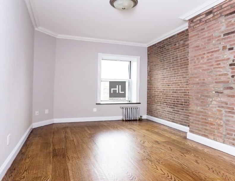 West 53 Street - Photo 5