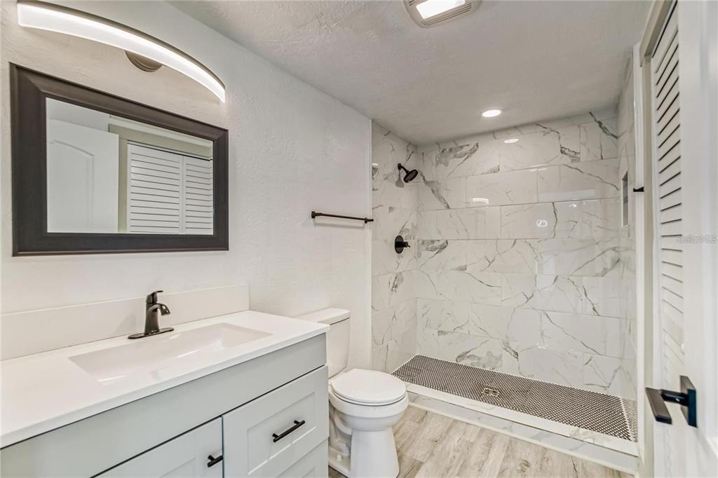 1300 Melonwood Avenue - Photo 8