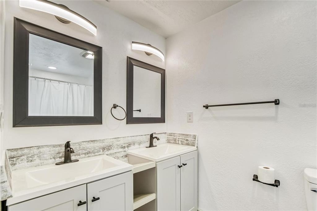 1300 Melonwood Avenue - Photo 6
