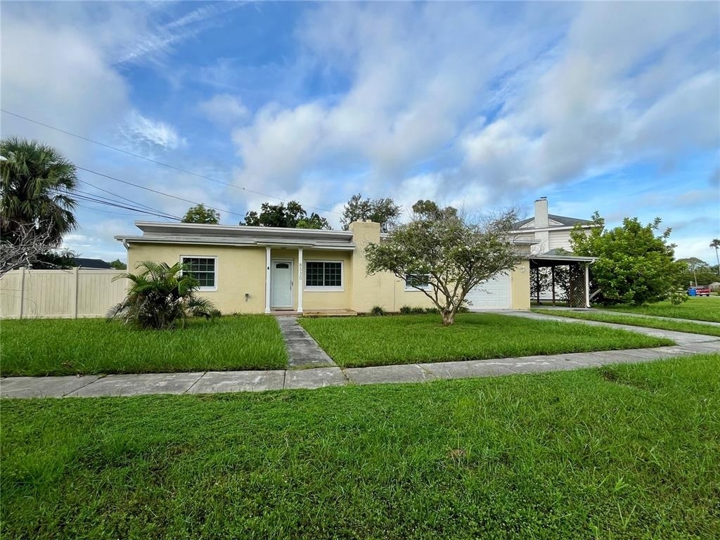 8330 Waverly Road N - Photo 0