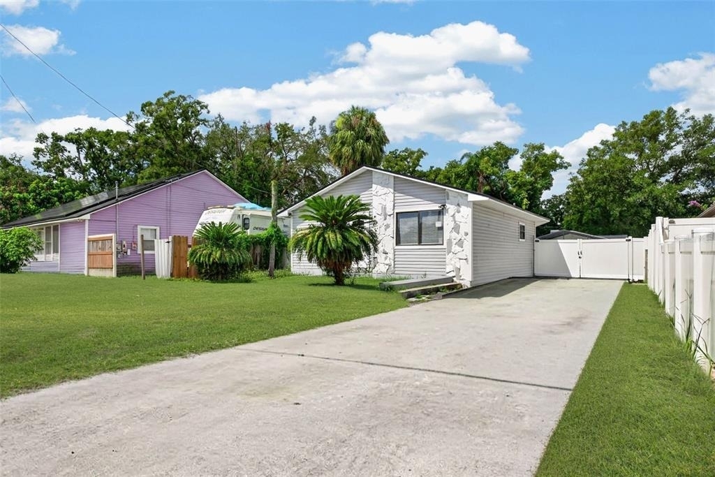 8114 N Edison Avenue - Photo 40