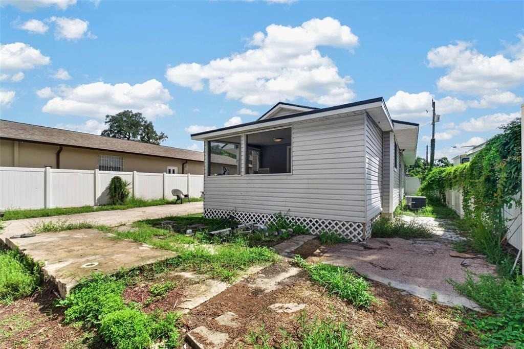 8114 N Edison Avenue - Photo 50