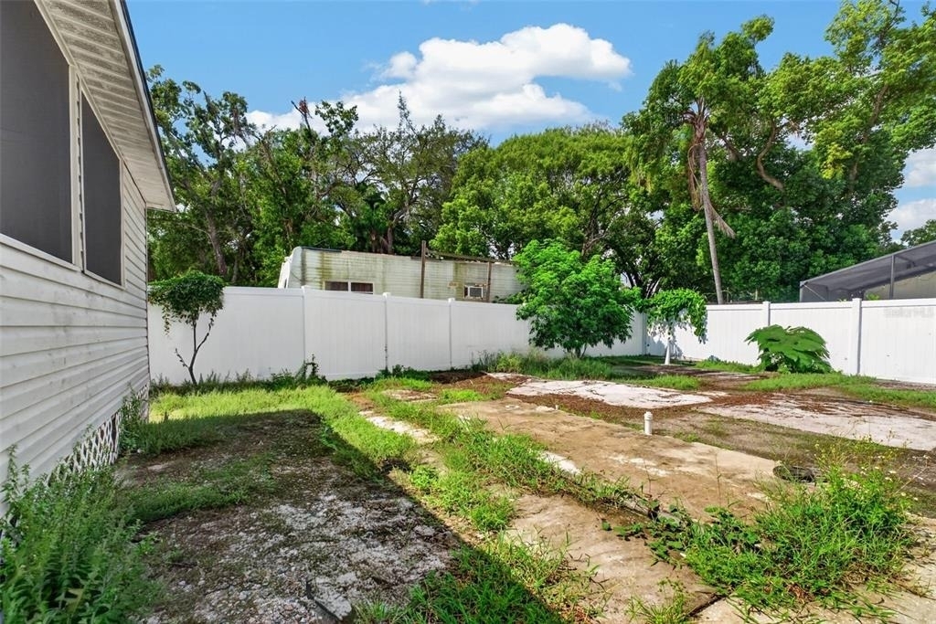 8114 N Edison Avenue - Photo 49