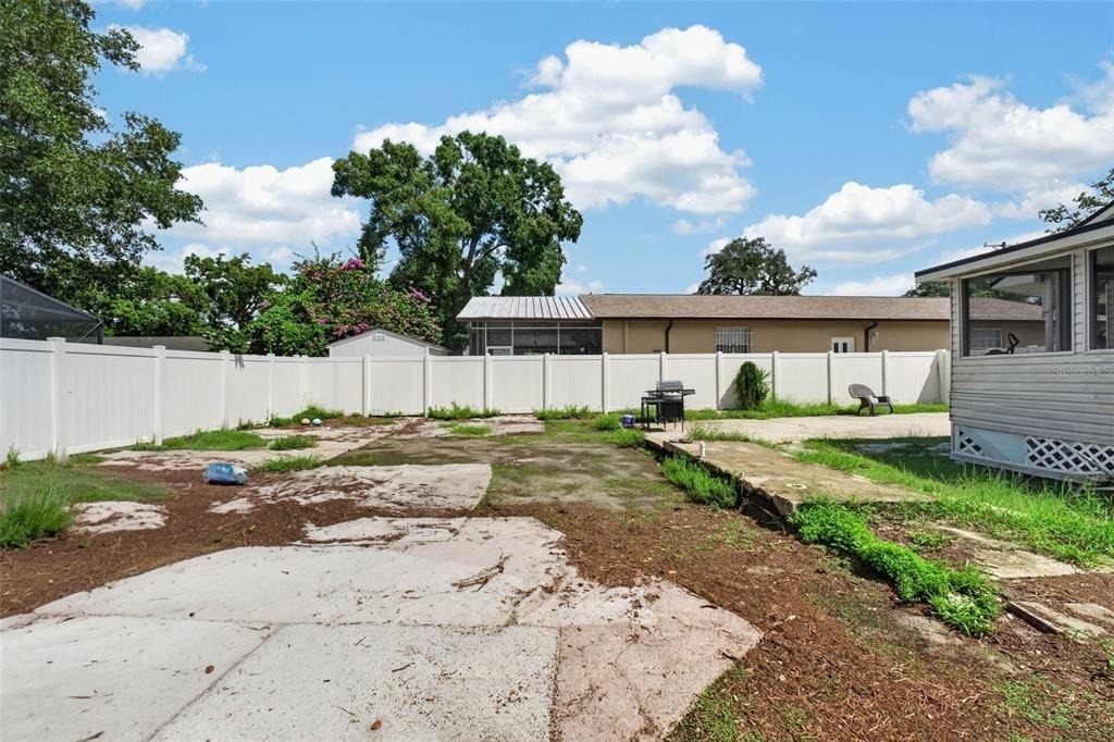 8114 N Edison Avenue - Photo 47
