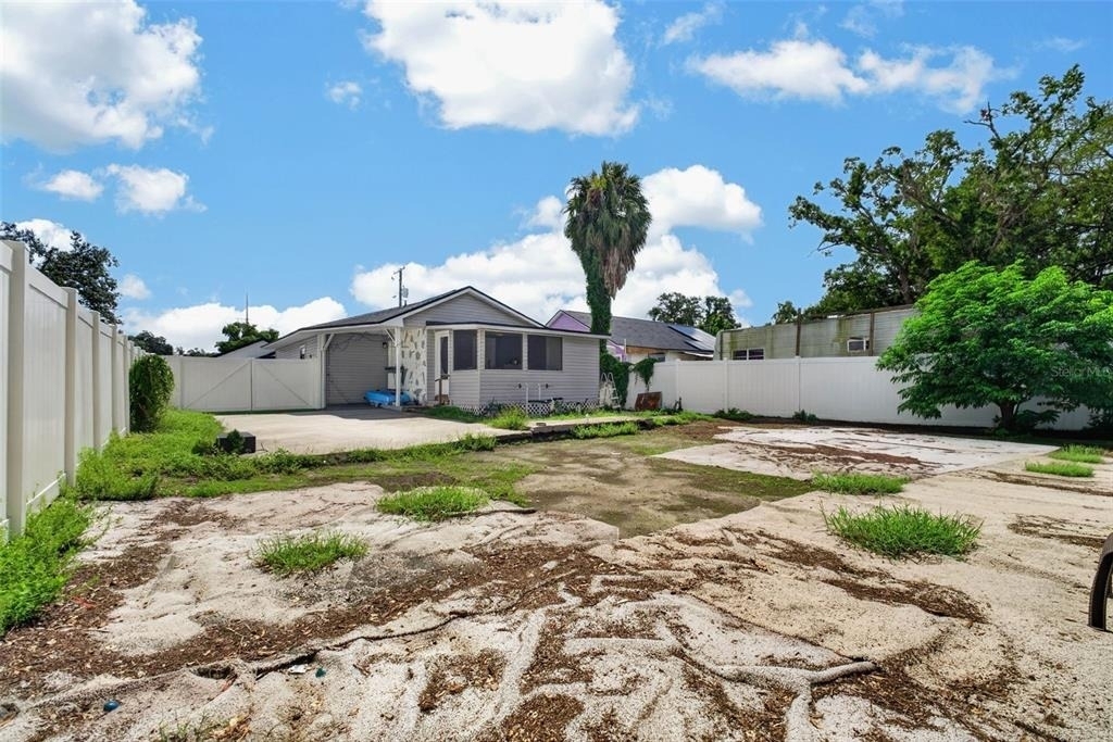 8114 N Edison Avenue - Photo 52