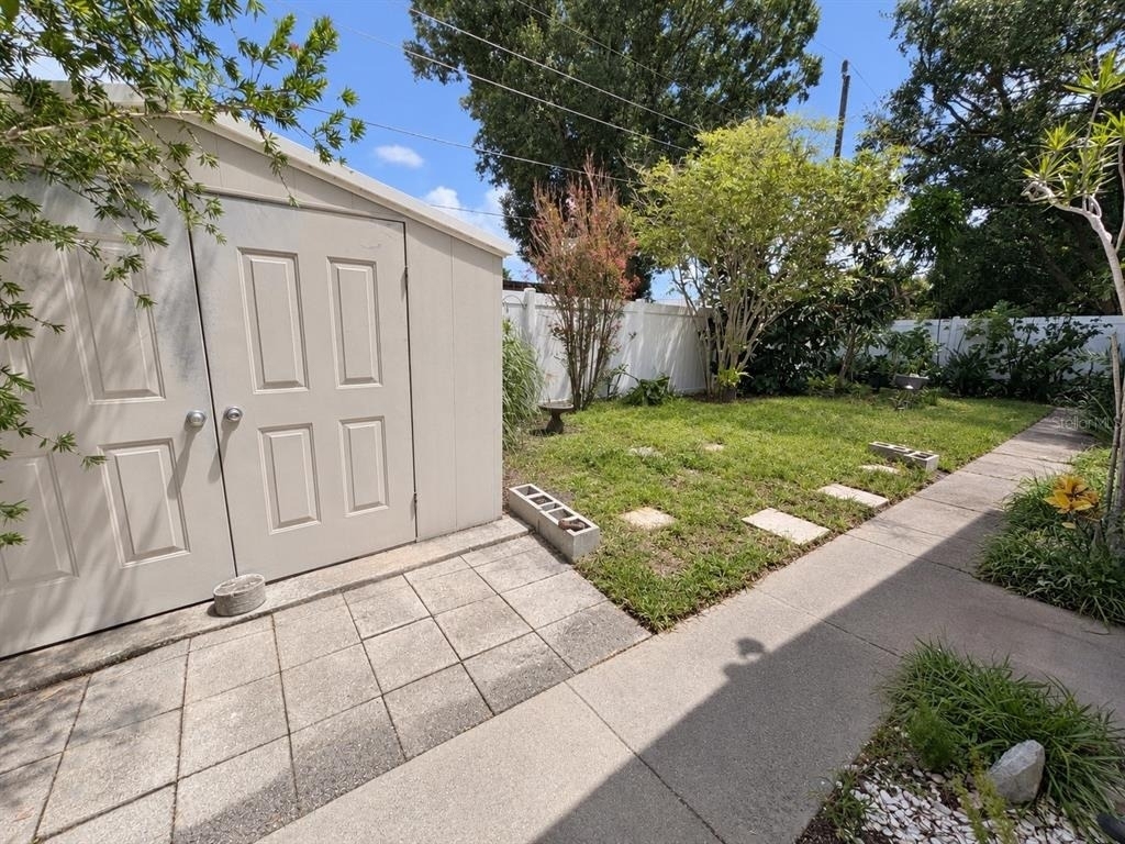8915 59th Way N - Photo 16