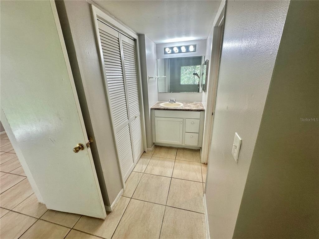 2549 S Oak Avenue - Photo 10