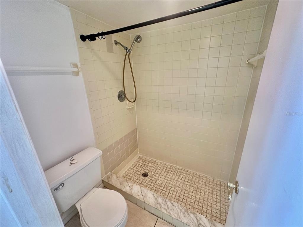 2549 S Oak Avenue - Photo 11
