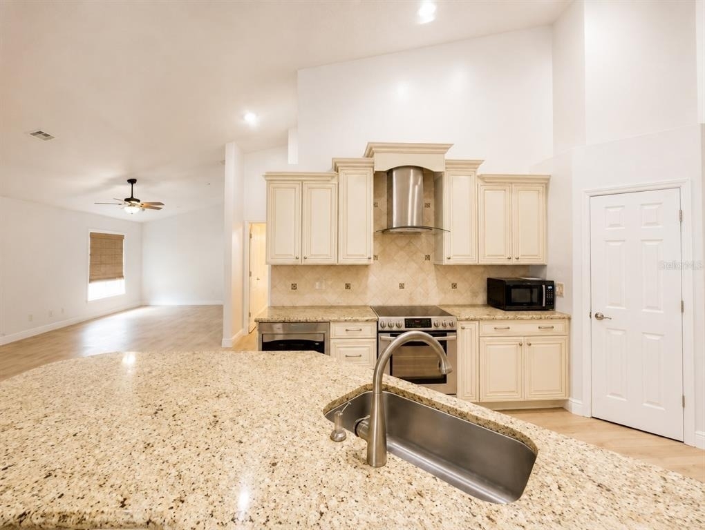 2226 Lake Marion Drive - Photo 5