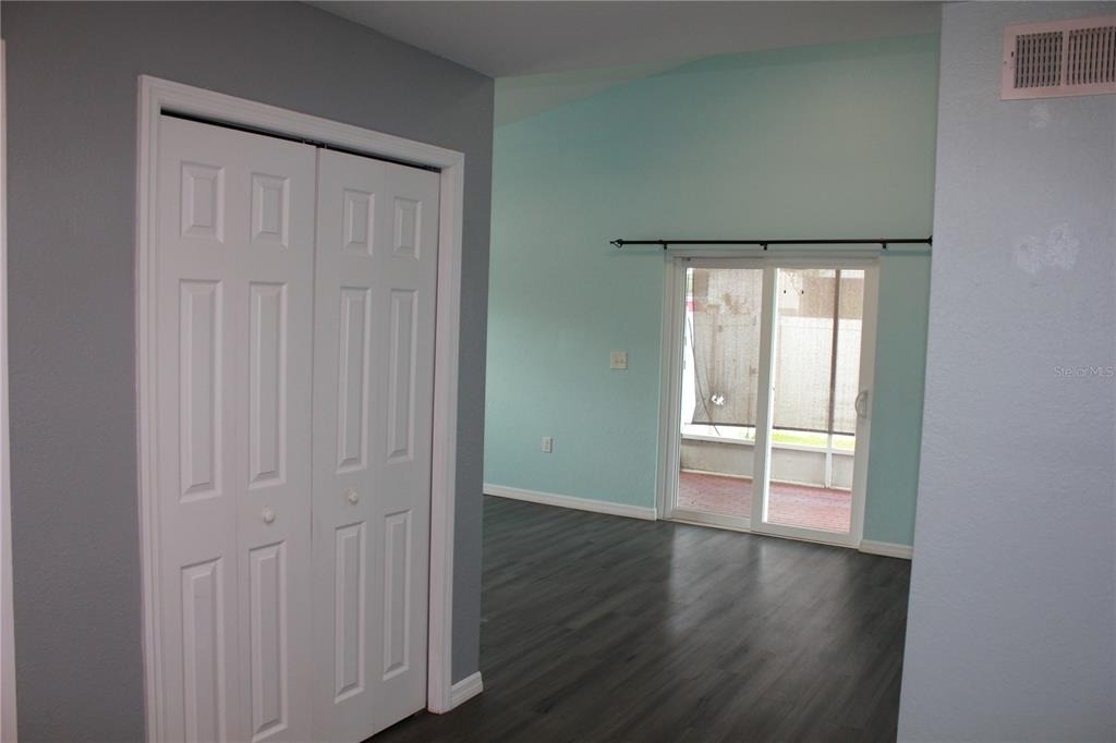 1014 Meadowood Pointe Road - Photo 14
