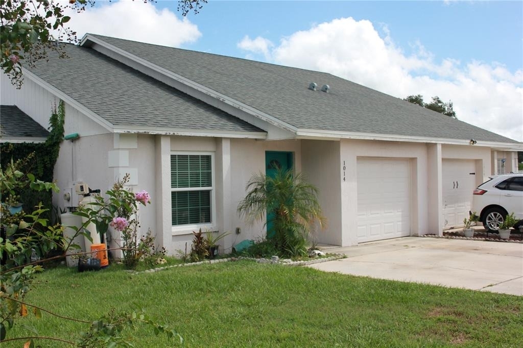 1014 Meadowood Pointe Road - Photo 1