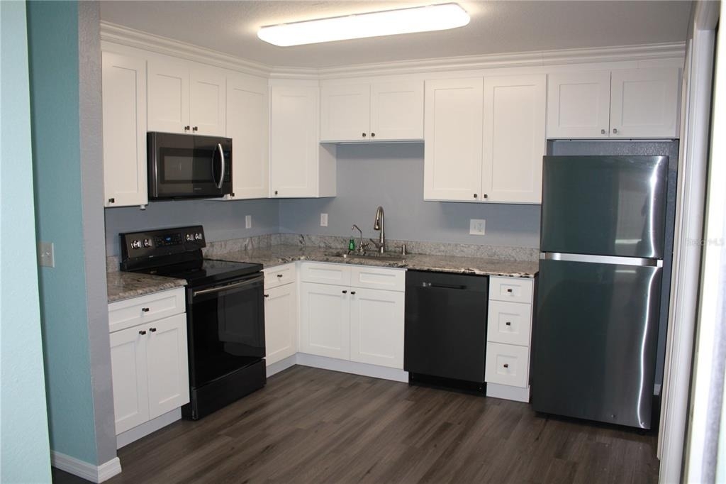 1014 Meadowood Pointe Road - Photo 13