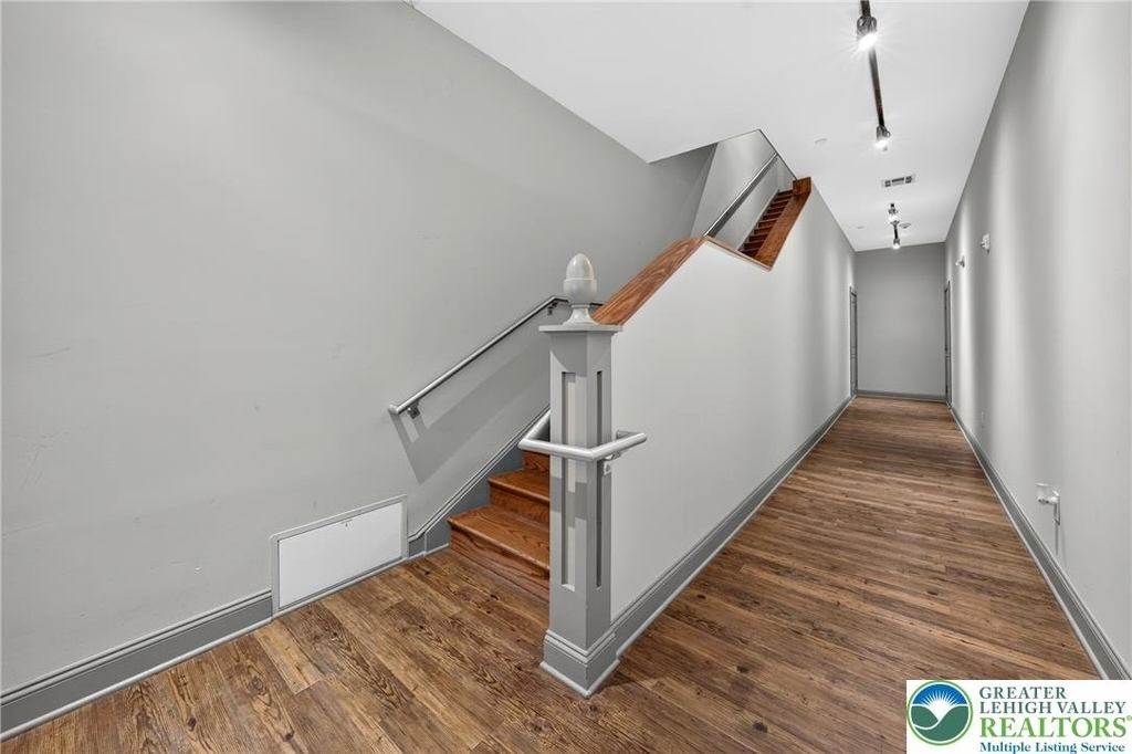 428 Northampton Street - Photo 7