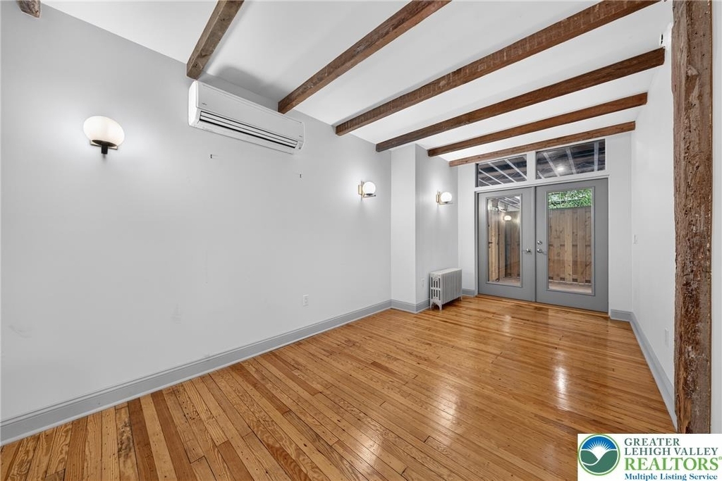 428 Northampton St - Photo 12