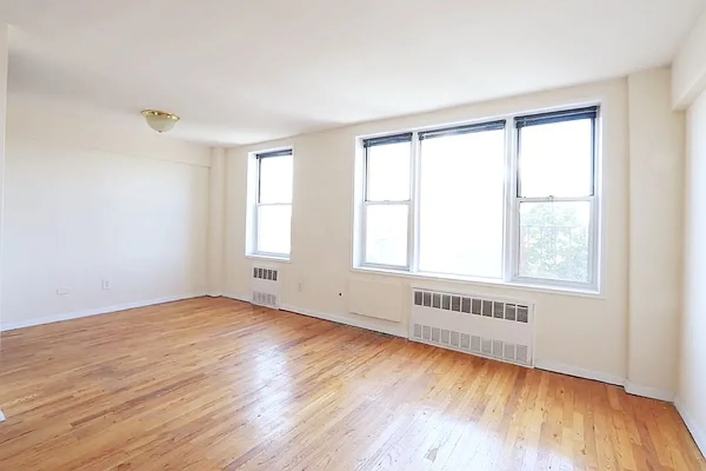 9602 4th Avenue - Photo 2