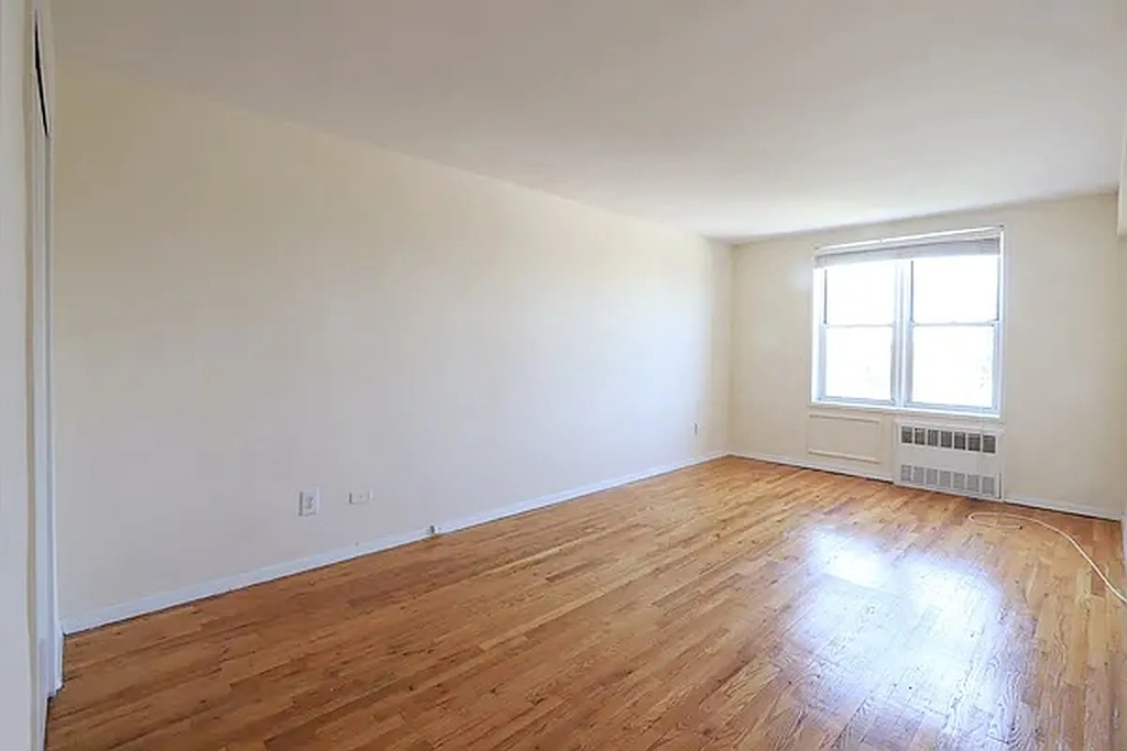 9602 4th Avenue - Photo 5