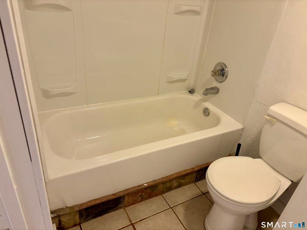 60 Thurston Street - Photo 25