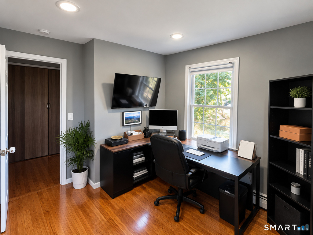 1081 Brooklawn Avenue - Photo 22