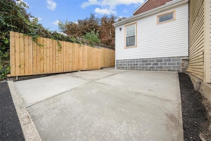 1437 Sandusky St - Photo 38