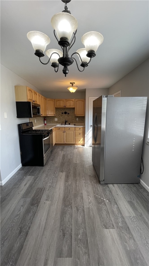 412 Mary St - Photo 7