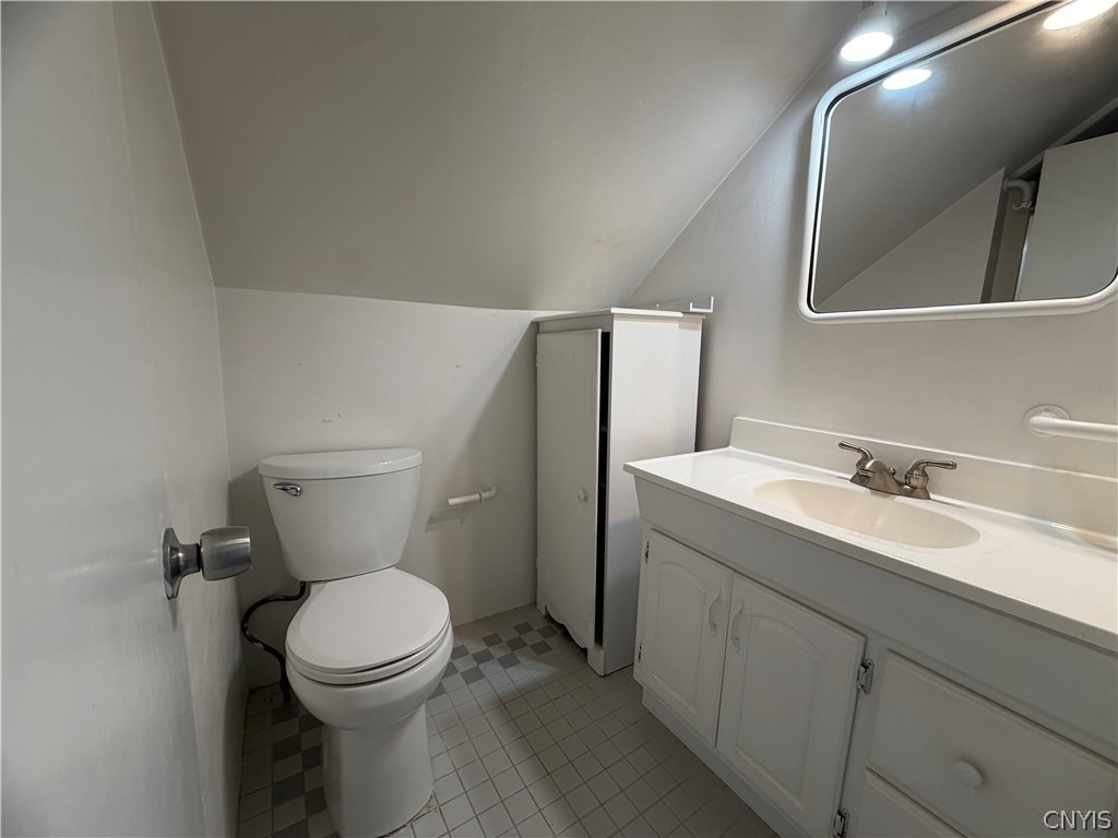 1230 Thorn Street - Photo 8