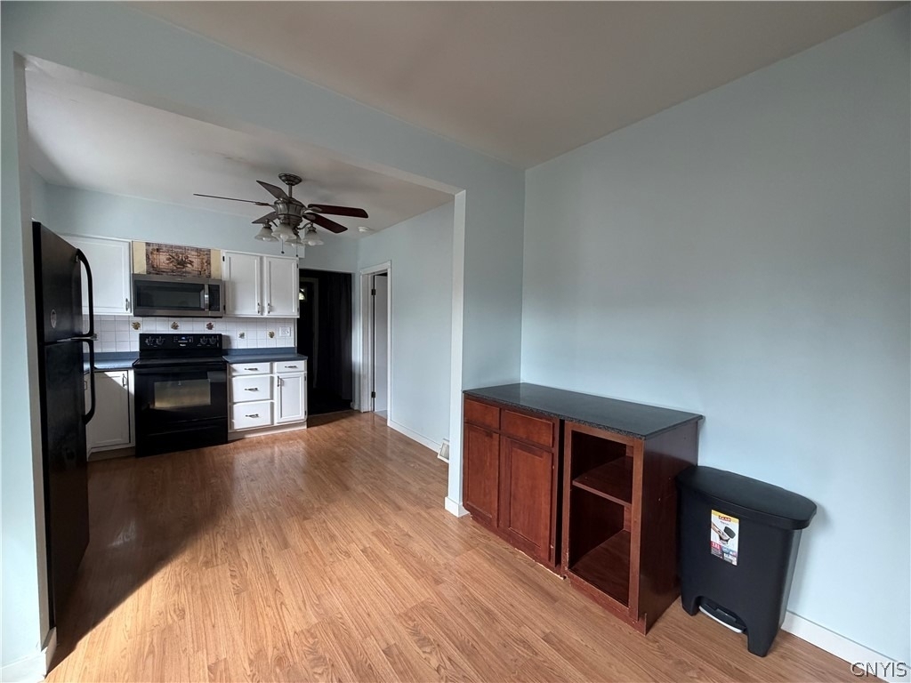 1230 Thorn Street - Photo 2