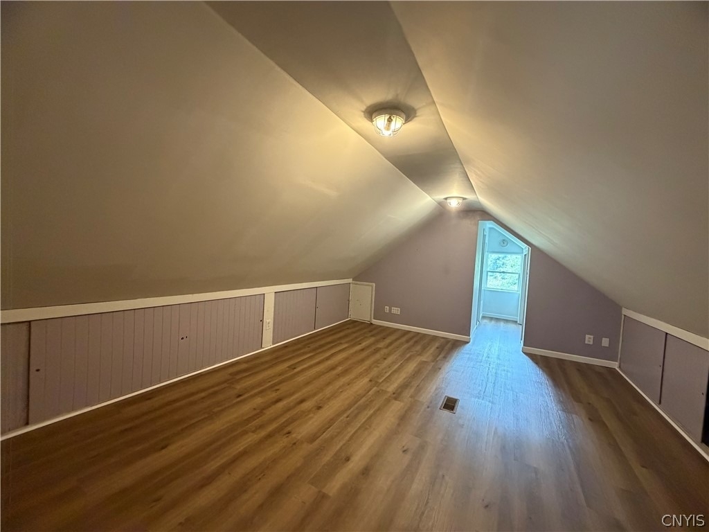 1230 Thorn Street - Photo 7