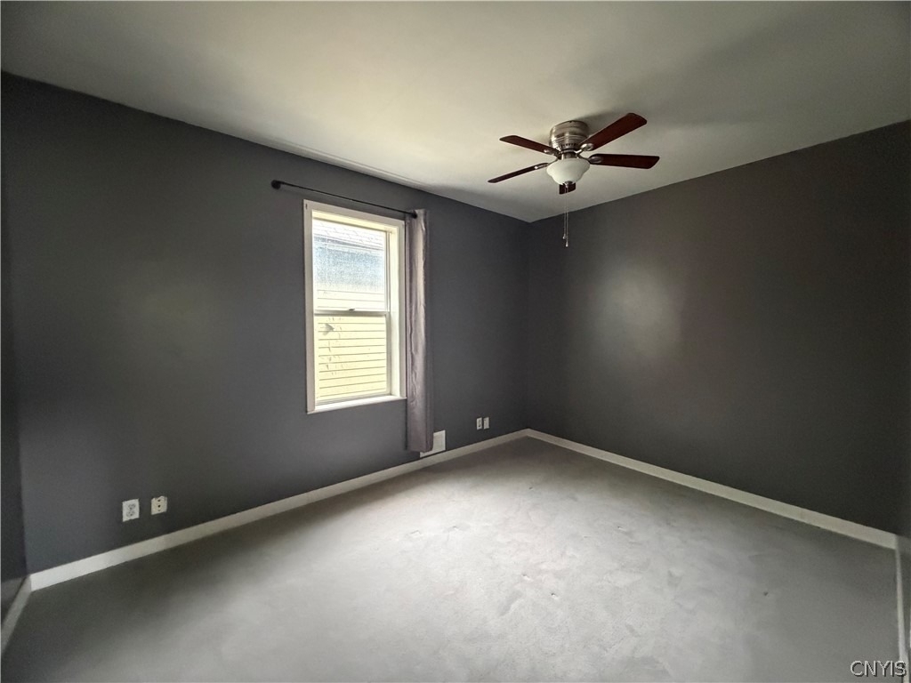 1230 Thorn Street - Photo 5