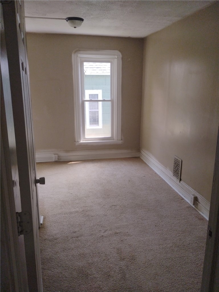 1018 Hall Street - Photo 6