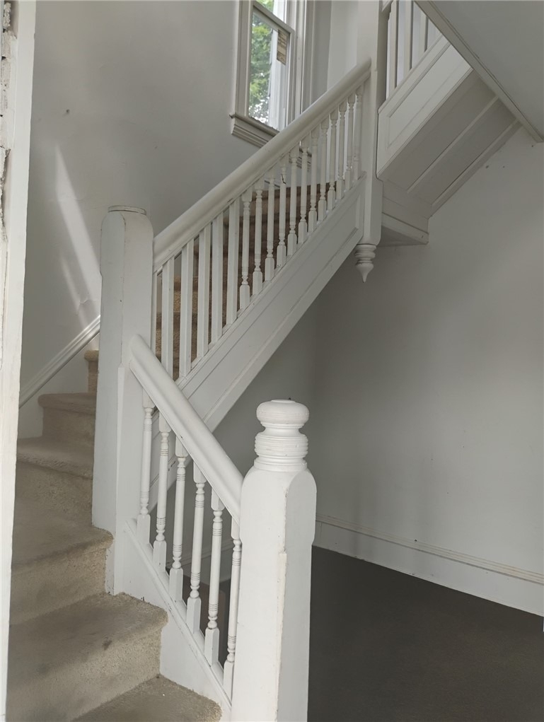 1018 Hall Street - Photo 1