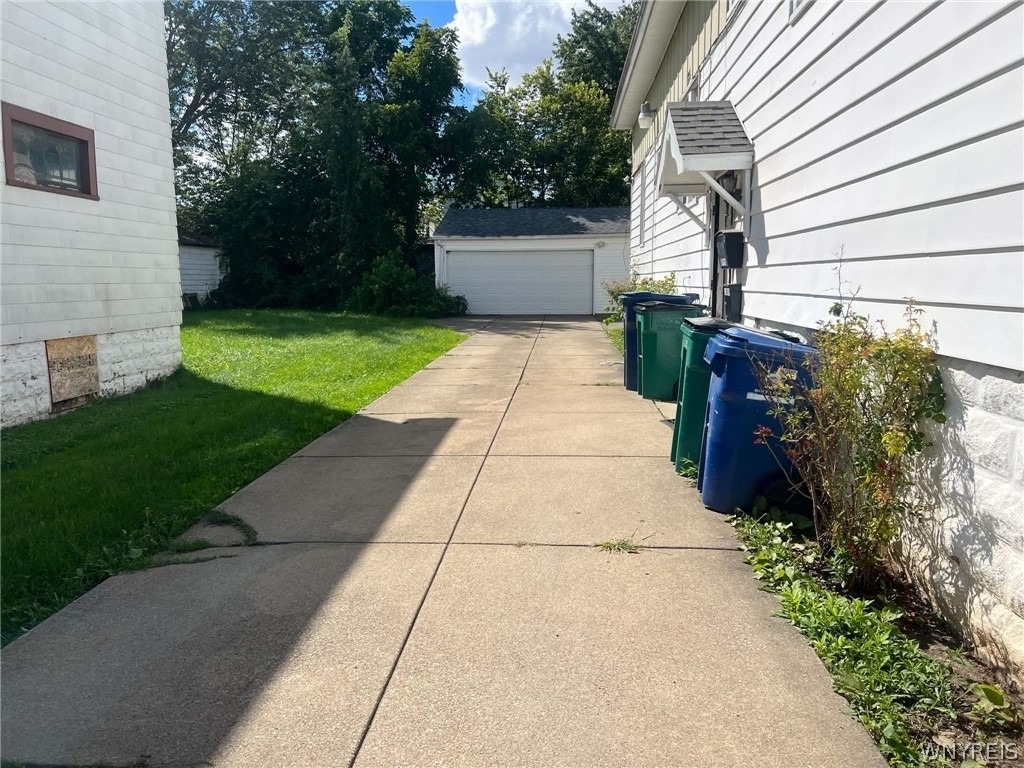 98 Freund Street - Photo 28