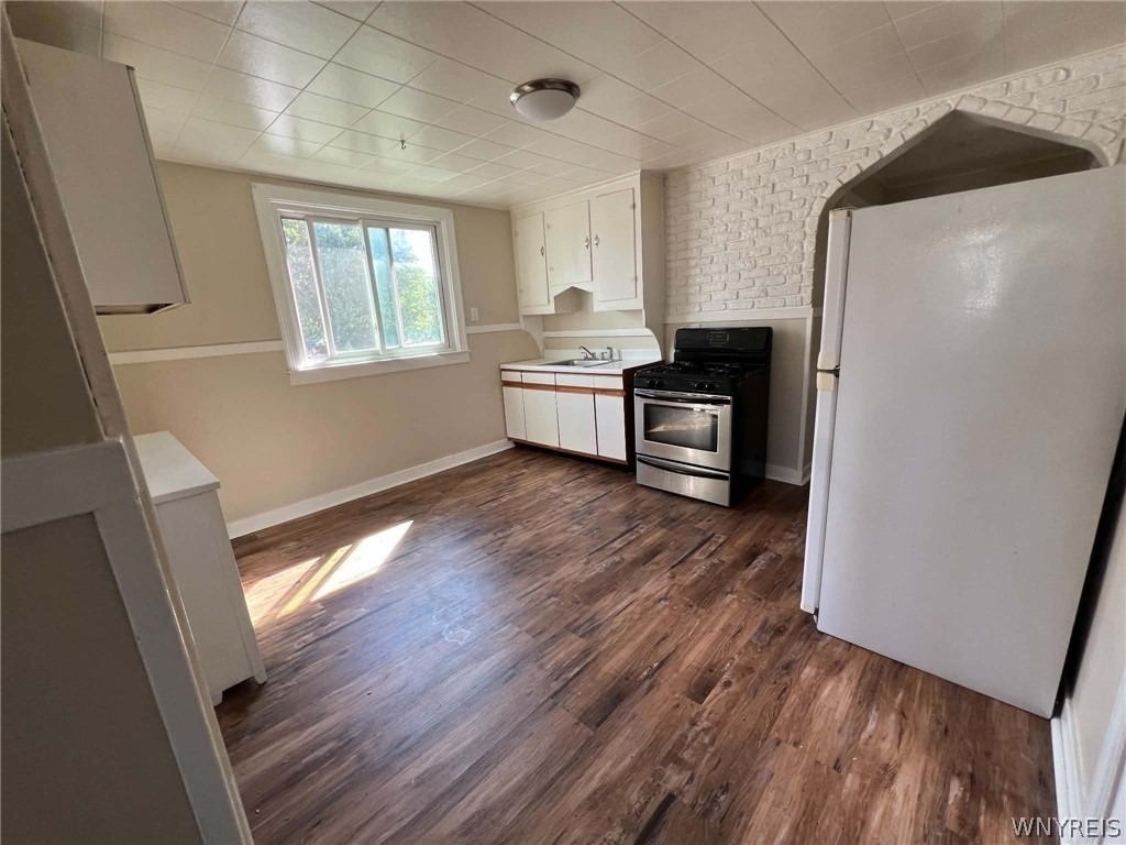 98 Freund Street - Photo 8