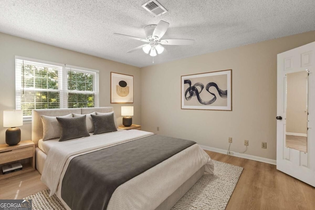 611 Barrington Hills Drive - Photo 1