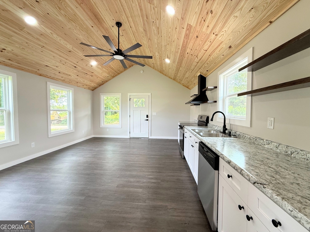 506 1st Avenue W - Photo 2