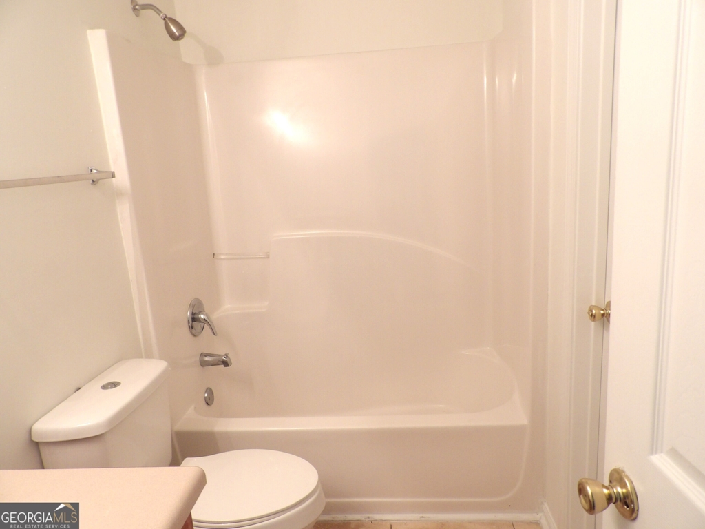 4341 Estate Street - Photo 2