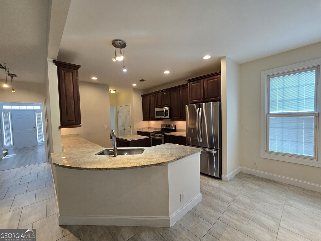 87 Columns Way - Photo 21