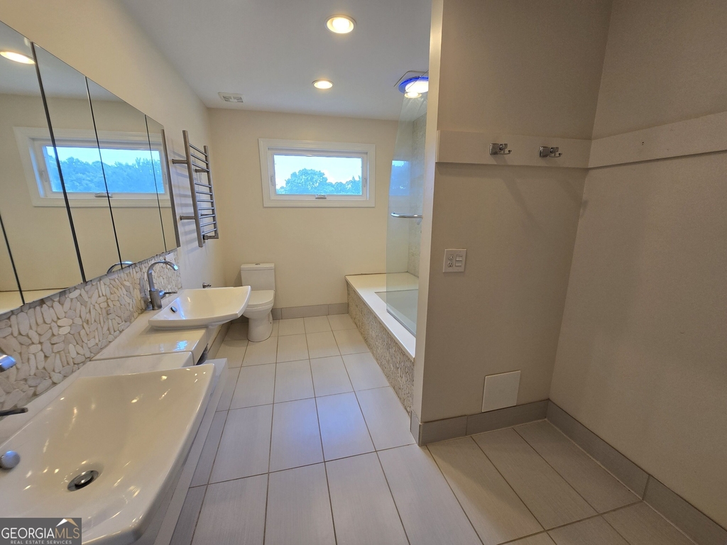 87 Columns Way - Photo 9