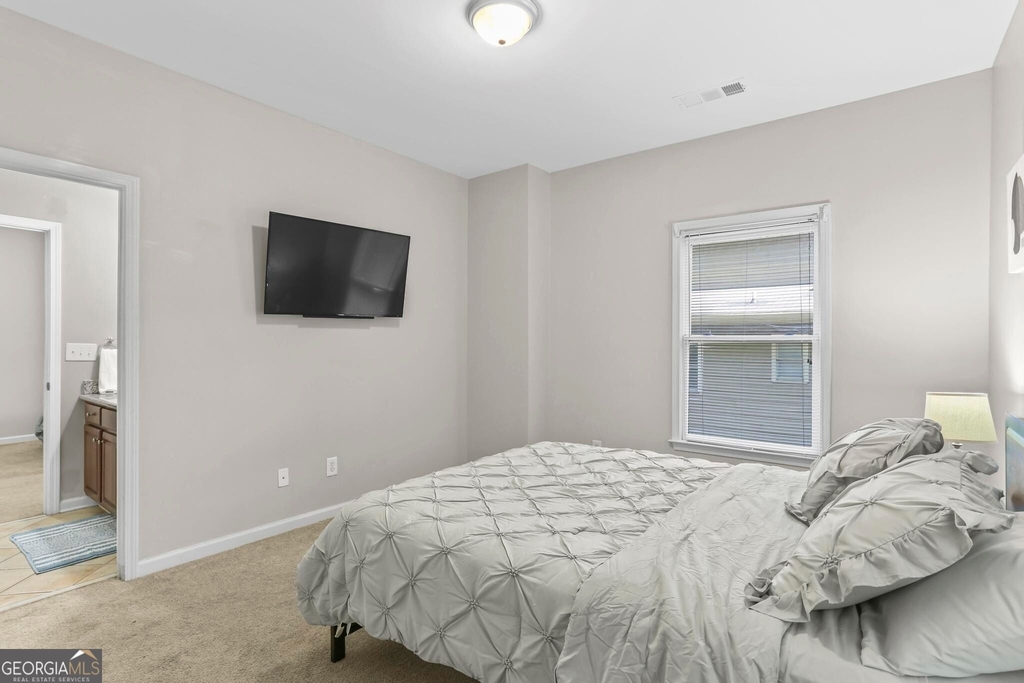 687 Windsor Street Sw - Photo 16