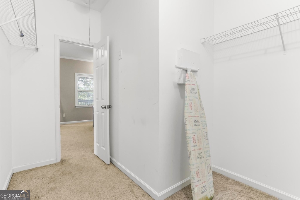 687 Windsor Street Sw - Photo 27