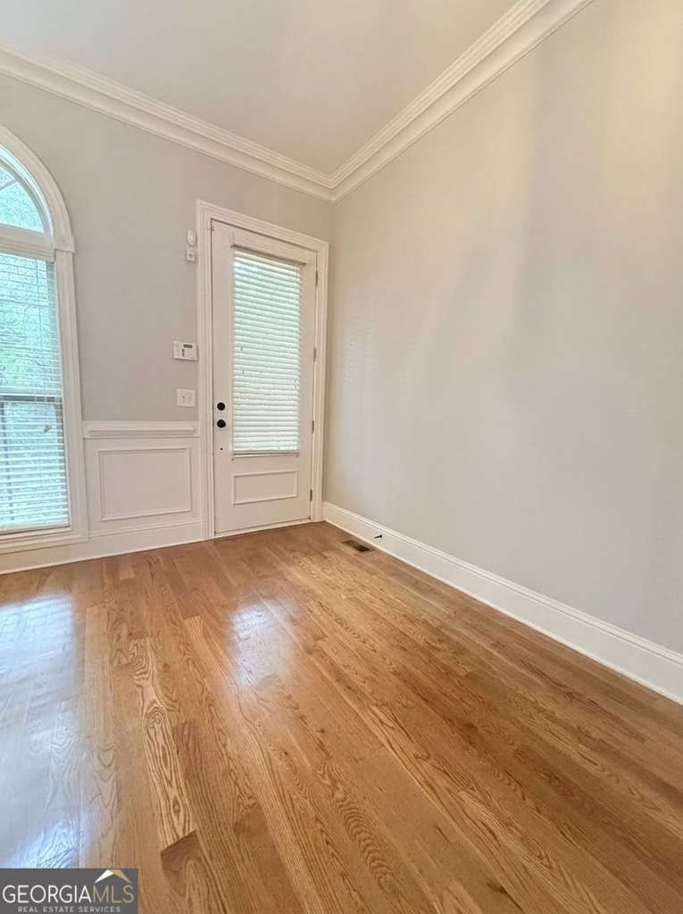 1602 Chatterton Court Ne - Photo 4