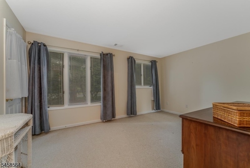 25 Augusta Dr - Photo 11