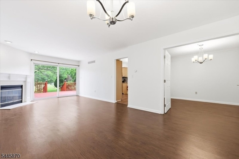 73 Castleton Rd - Photo 3