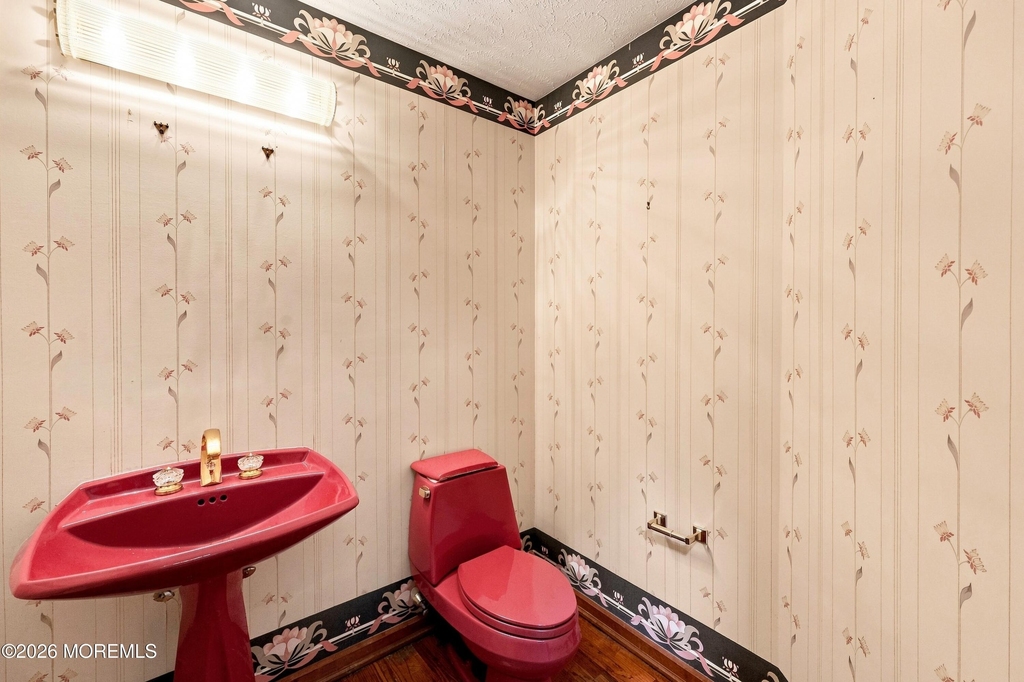 1180 Cynthia Lane - Photo 19