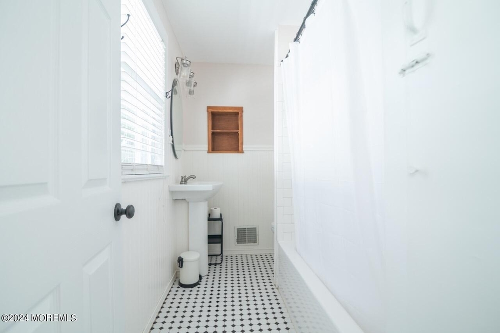 1119 1st Avenue - Photo 19