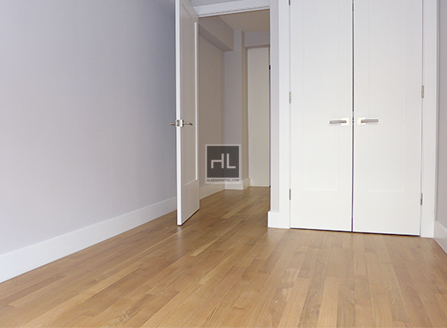 East 52nd Street - Photo 3