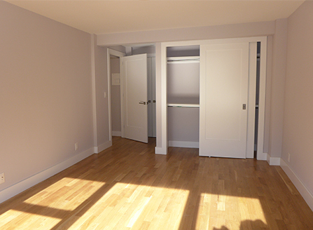East 52nd Street - Photo 2