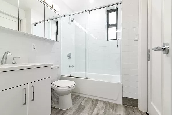 West 68 Street - Photo 6